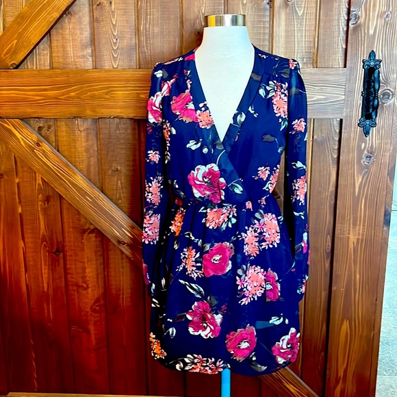 Blue and floral Dress Size Small - Picture 1 of 9